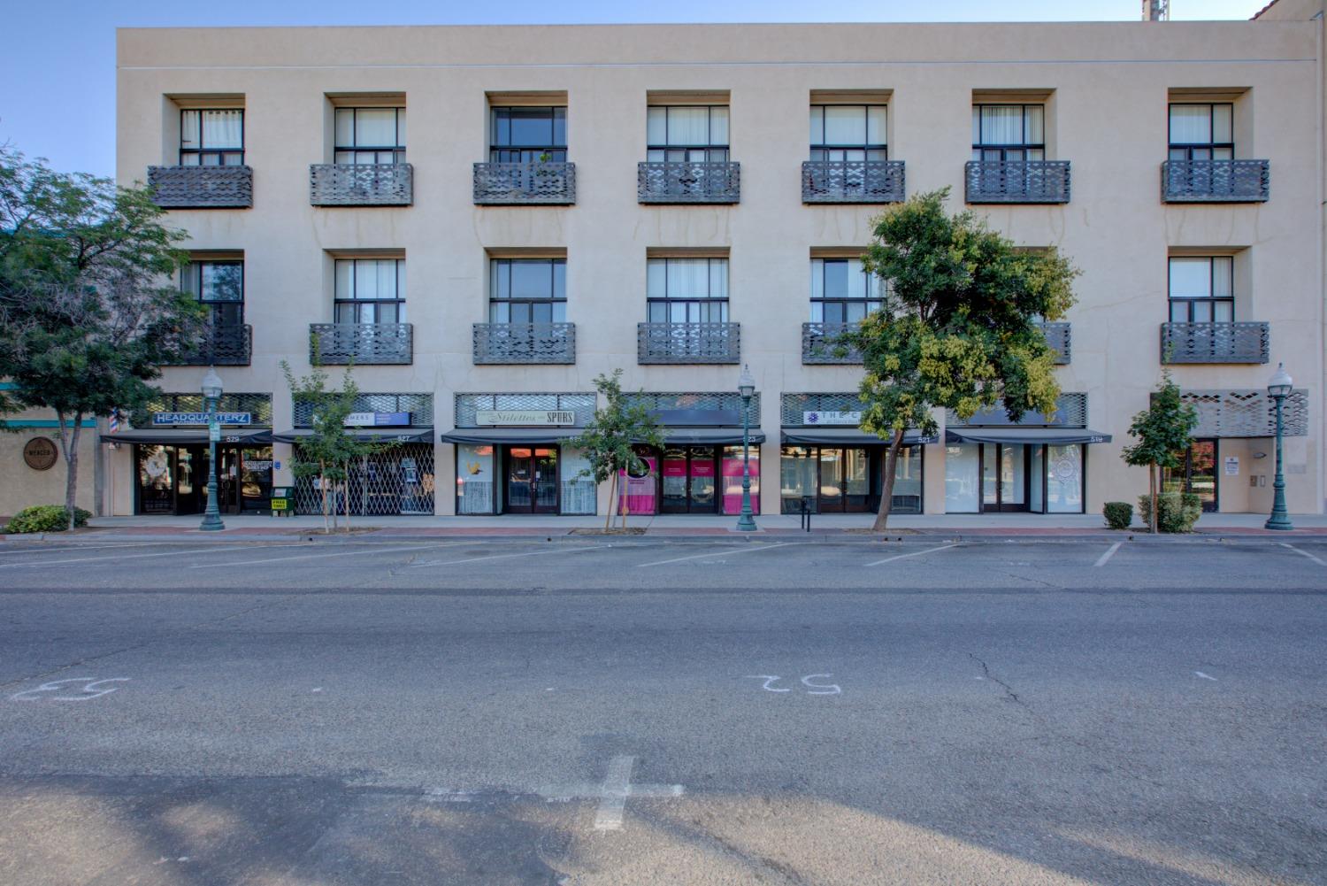 521 W Main Street