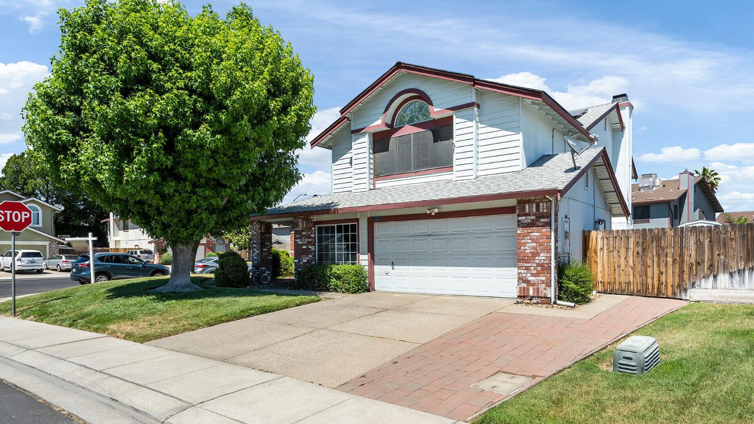 Detail Gallery Image 1 of 1 For 1202 Mohr Cir, Manteca,  CA 95337 - 5 Beds | 3 Baths