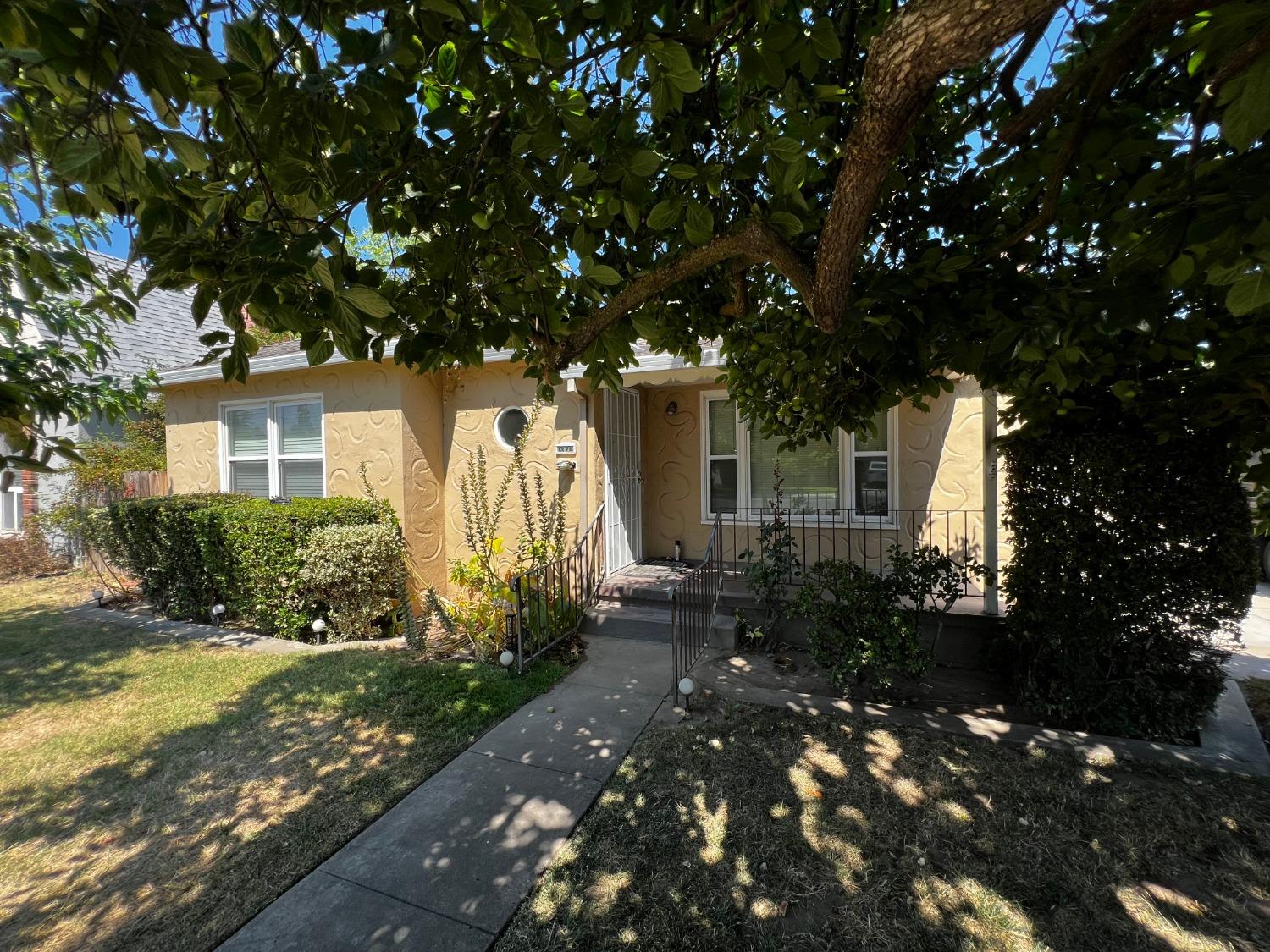 Photo of 1324 Pleasant Ave in Lodi, CA