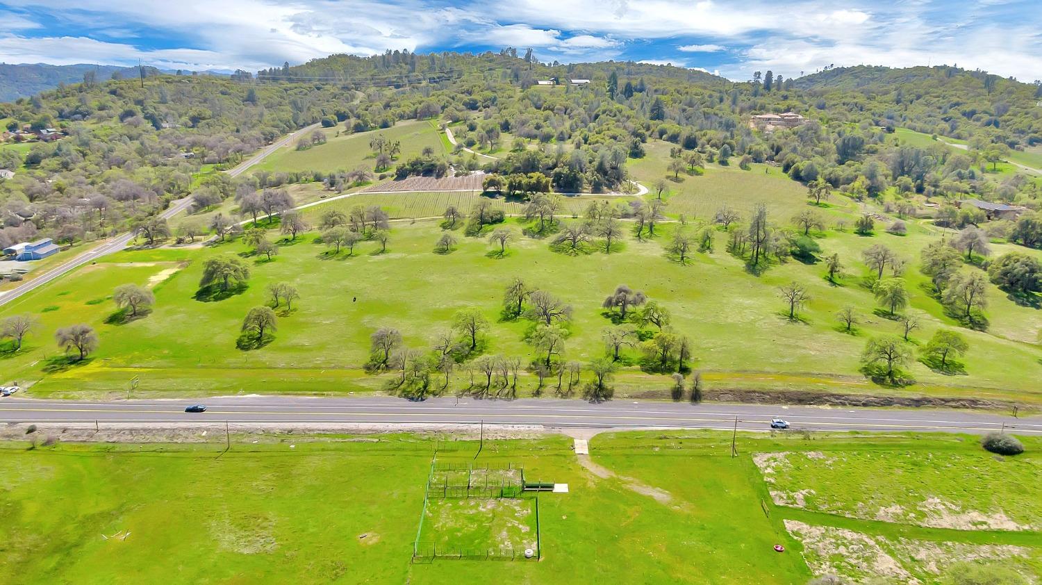 Photo of 4205 Hwy 4 in Murphys, CA
