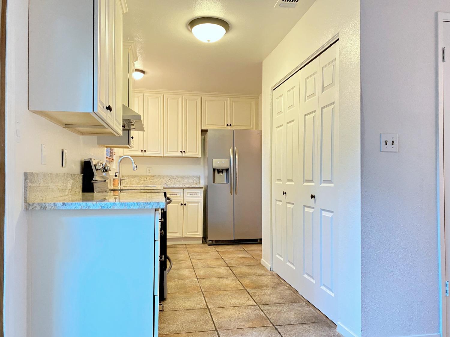 Photo #6: 222092933 Listing 