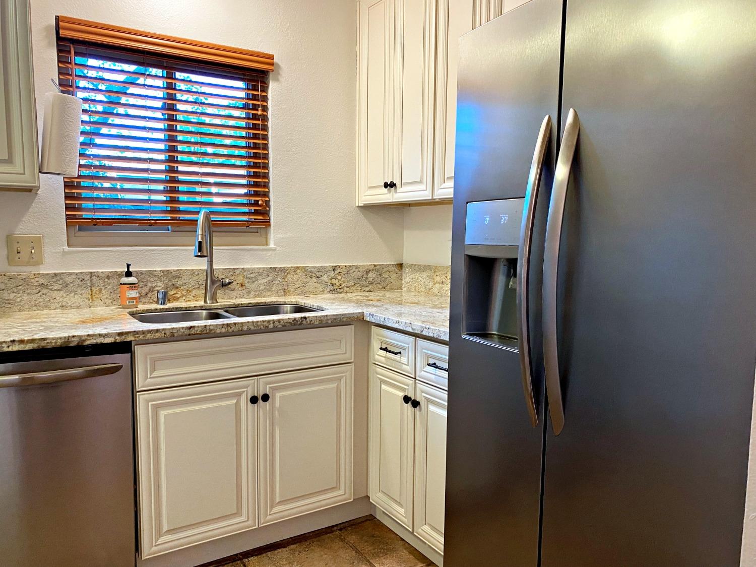 Photo #7: 222092933 Listing 