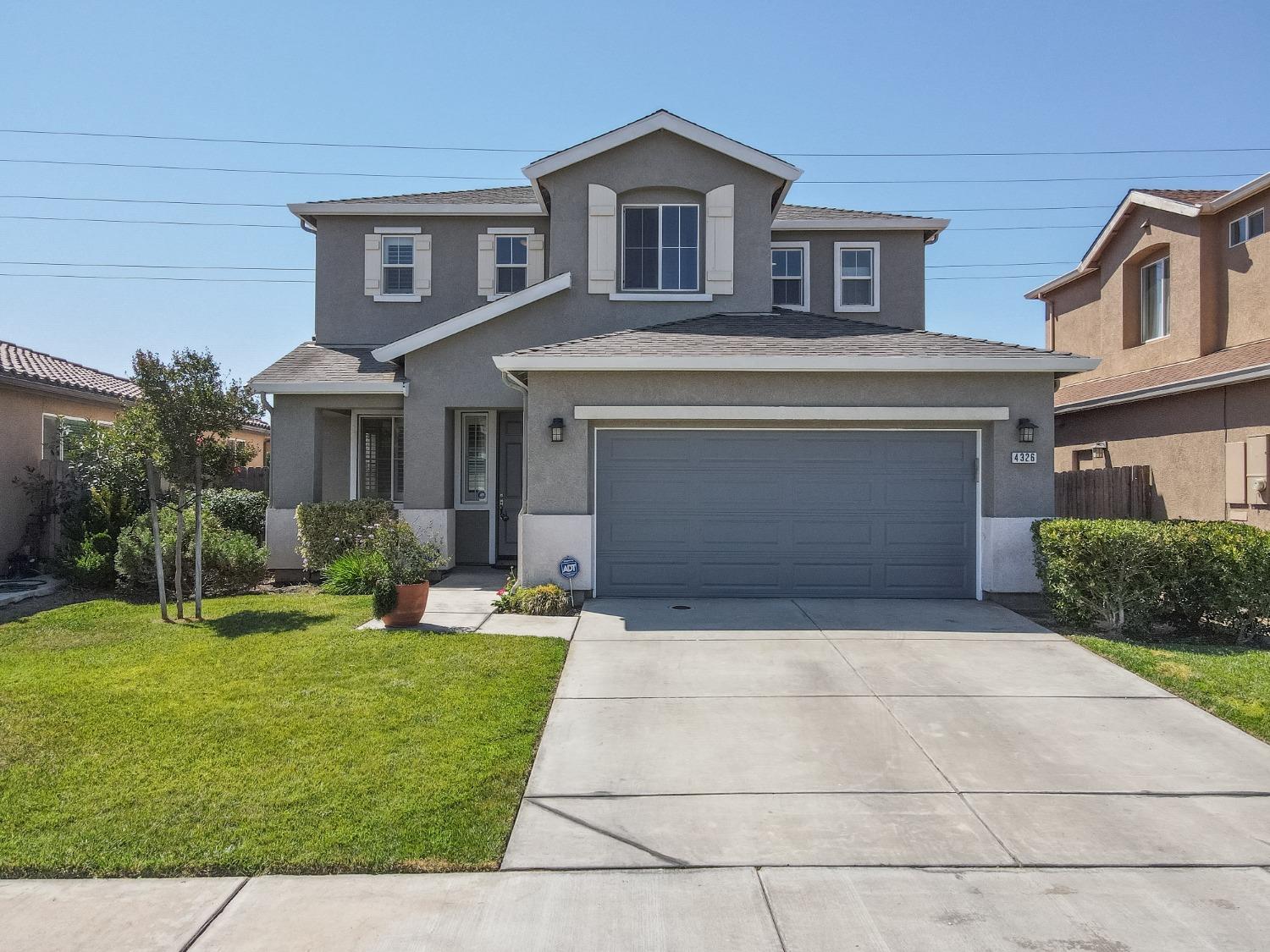 Detail Gallery Image 1 of 1 For 4326 Strathmore Pl, Merced,  CA 95348 - 4 Beds | 2/1 Baths