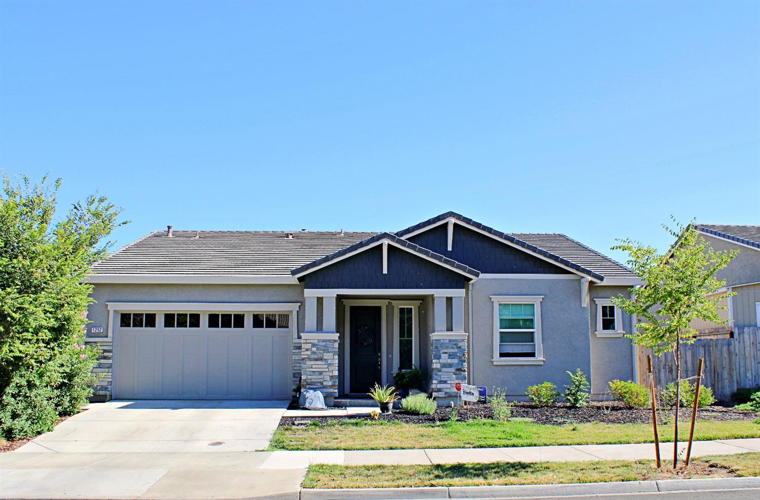 Detail Gallery Image 1 of 1 For 1252 Calvinson Pkwy, Patterson,  CA 95363 - 4 Beds | 2 Baths