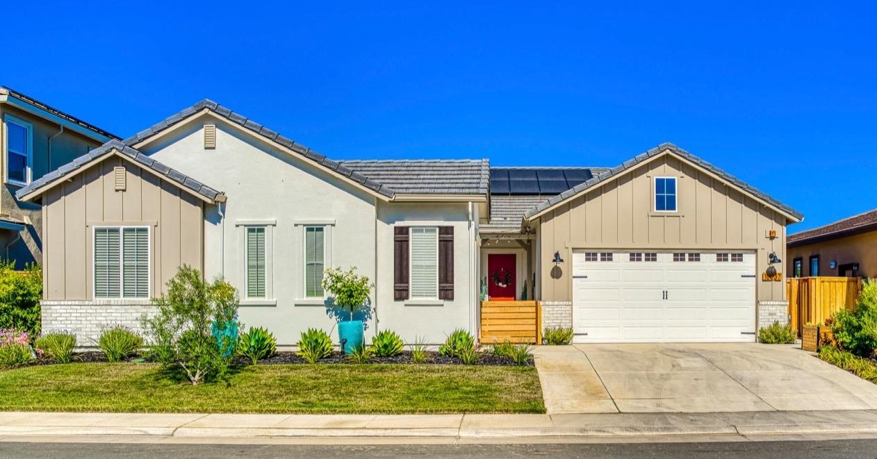 Detail Gallery Image 1 of 1 For 10037 Tagus Way, Elk Grove,  CA 95757 - 4 Beds | 2/1 Baths