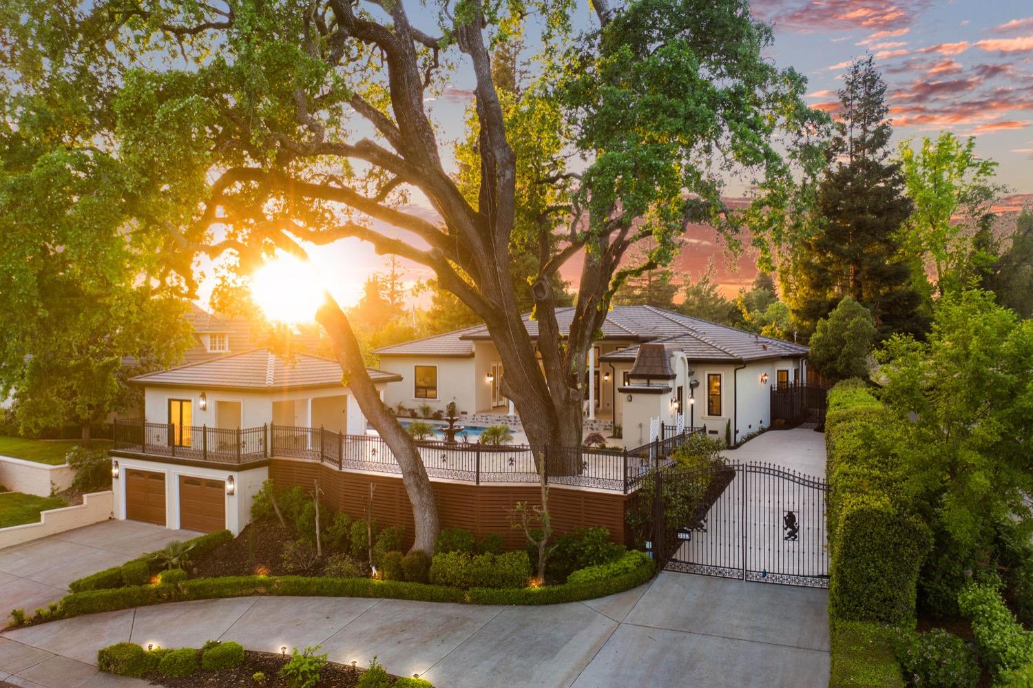 Photo of 3337 American River Dr in Sacramento, CA