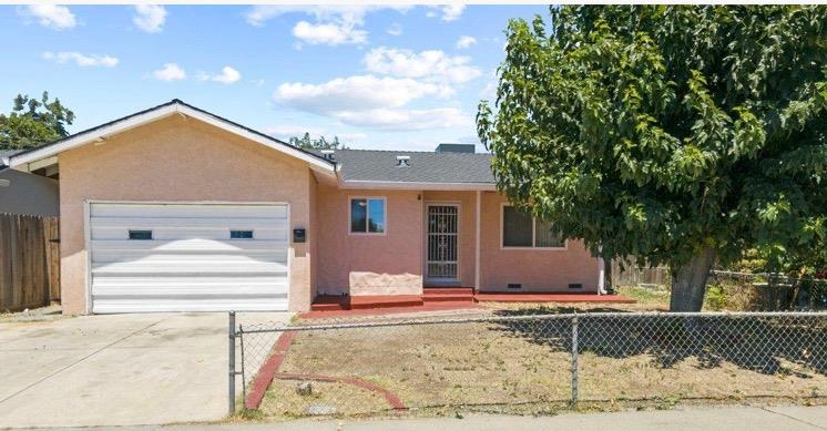 Detail Gallery Image 1 of 1 For 3331 E Marsh St, Stockton,  CA 95205 - 3 Beds | 2 Baths