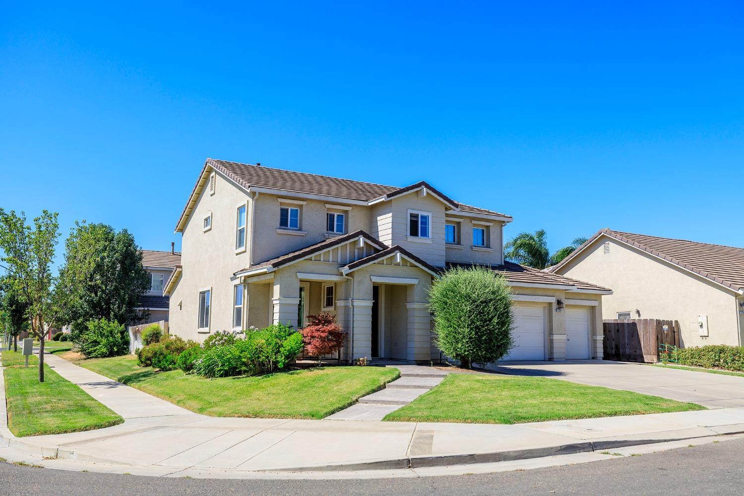 Detail Gallery Image 1 of 1 For 1254 Strawberry Ct, Merced,  CA 95348 - 4 Beds | 2/1 Baths