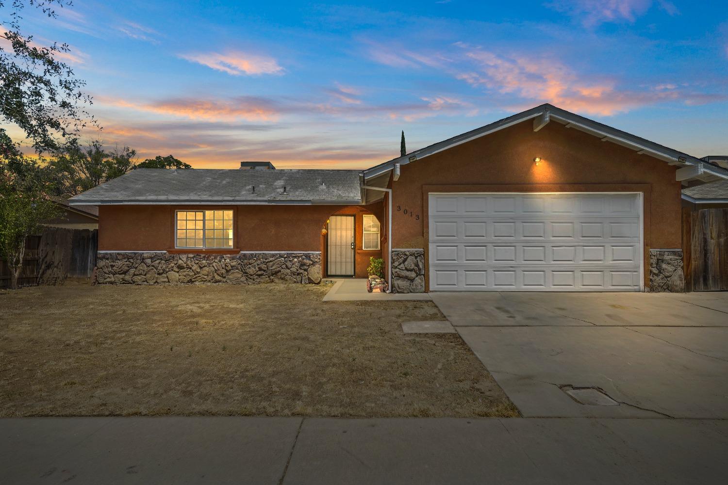 Detail Gallery Image 1 of 1 For 3013 Freedom Ln, Modesto,  CA 95354 - 3 Beds | 2 Baths