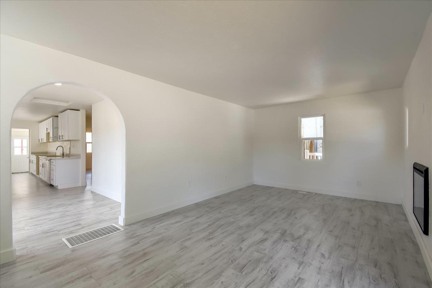 Detail Gallery Image 10 of 45 For 918 Vermont St, San Jose,  CA 95126 - 2 Beds | 2 Baths