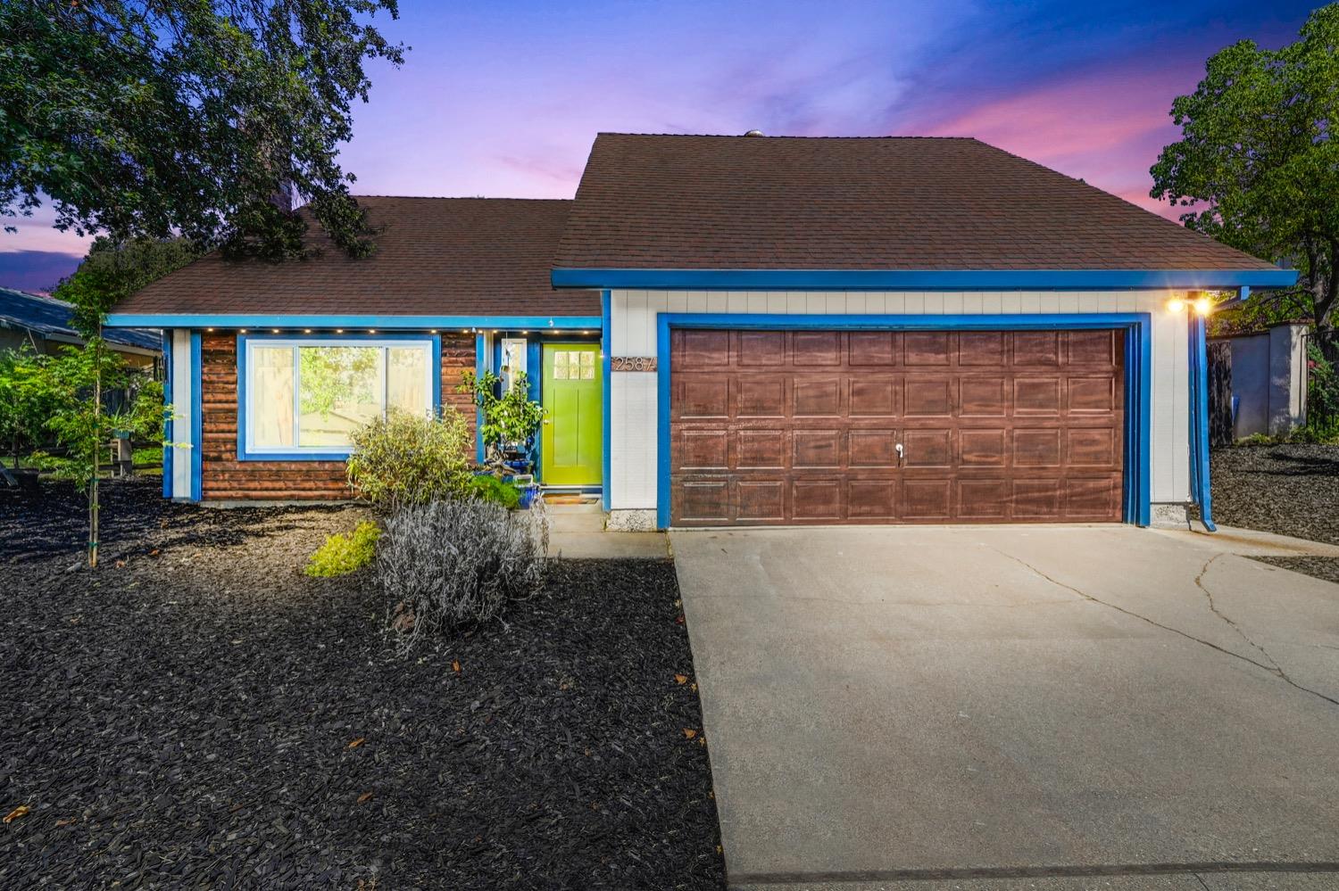 Detail Gallery Image 1 of 48 For 2587 Pinnacles Dr, Rocklin,  CA 95677 - 4 Beds | 2/1 Baths