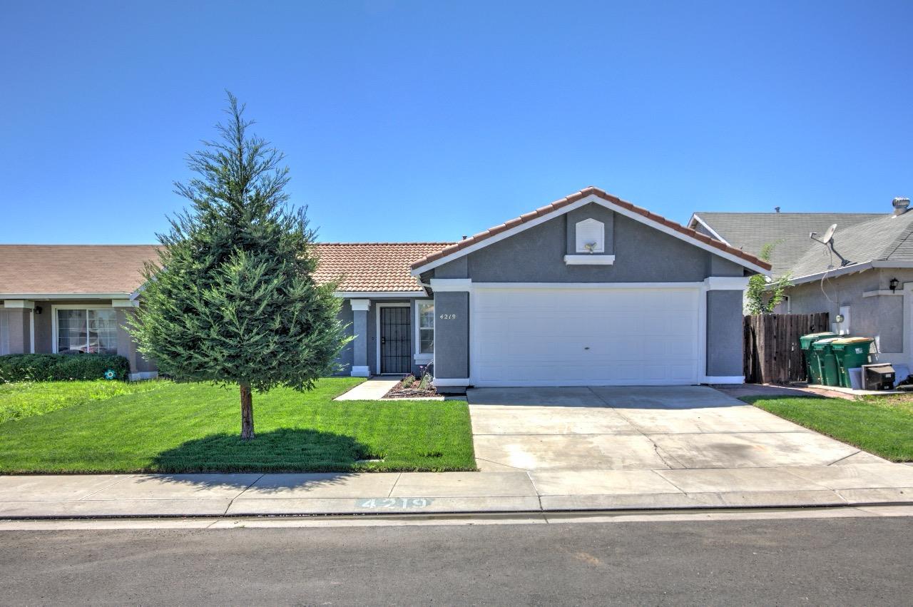 Detail Gallery Image 1 of 1 For 4219 Crete Ct, Stockton,  CA 95206 - 3 Beds | 2 Baths