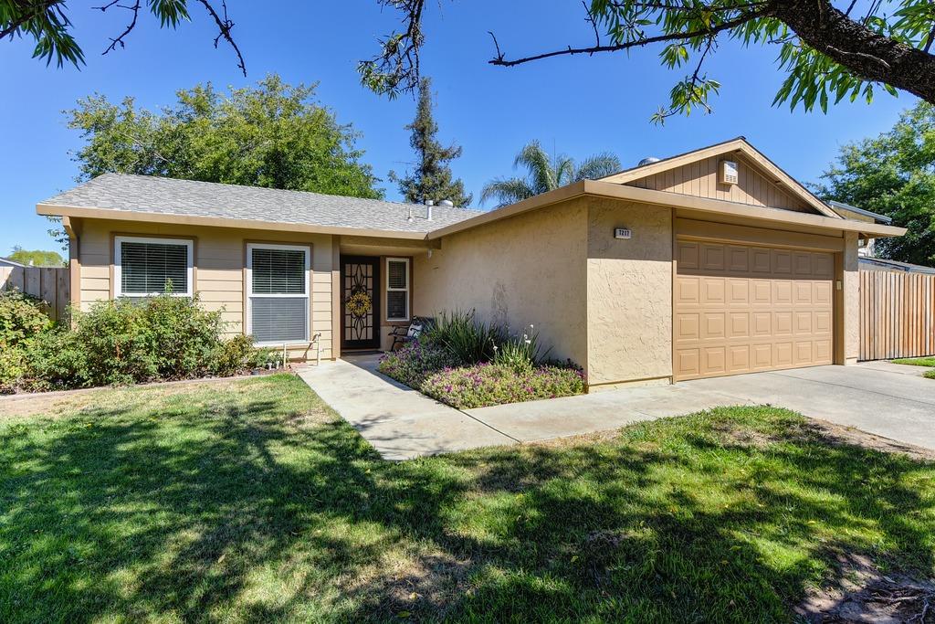 Detail Gallery Image 1 of 1 For 7217 Lesterford Ct, Sacramento,  CA 95842 - 3 Beds | 2 Baths