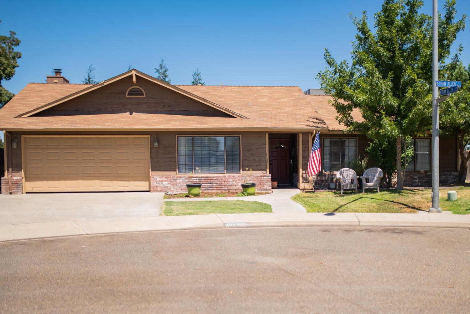 Detail Gallery Image 1 of 1 For 1843 Ethan Allen Ct, Turlock,  CA 95382 - 4 Beds | 2 Baths