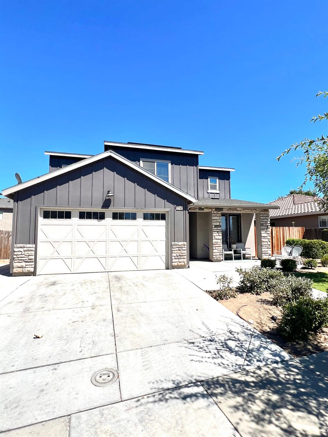 Detail Gallery Image 1 of 1 For 3740 Jardin Way, Merced,  CA 95340 - 4 Beds | 2/1 Baths