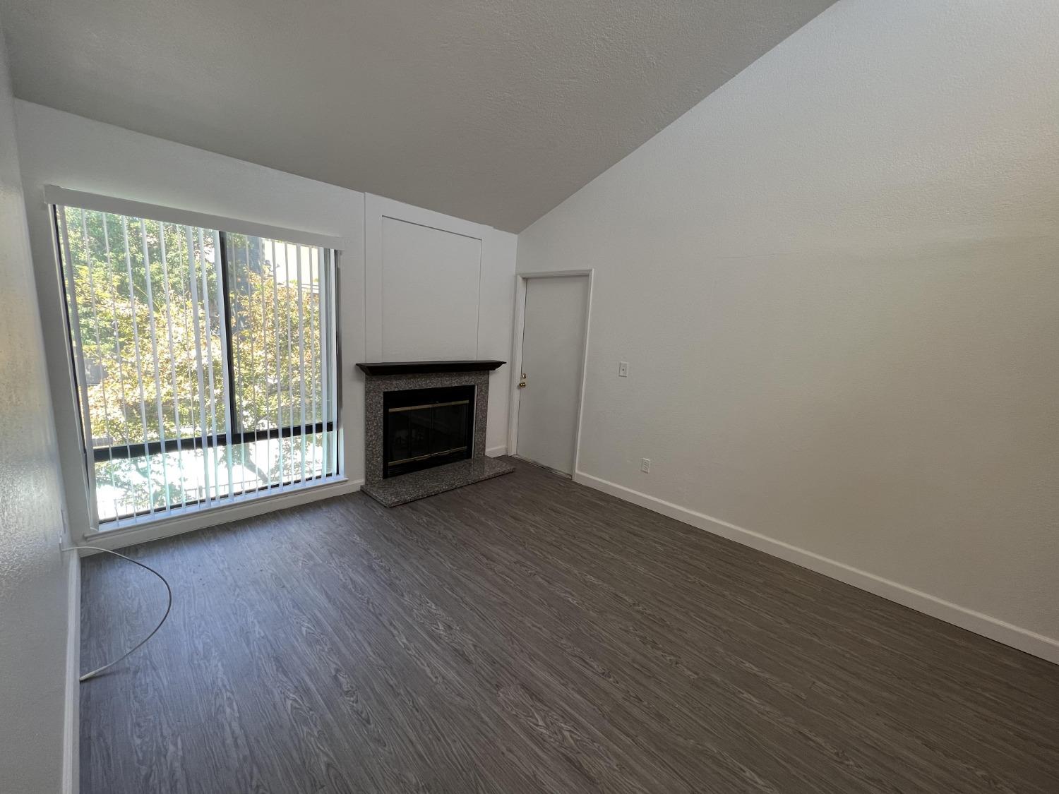 Detail Gallery Image 1 of 1 For 3939 Madison Ave #225,  North Highlands,  CA 95660 - 2 Beds | 1 Baths