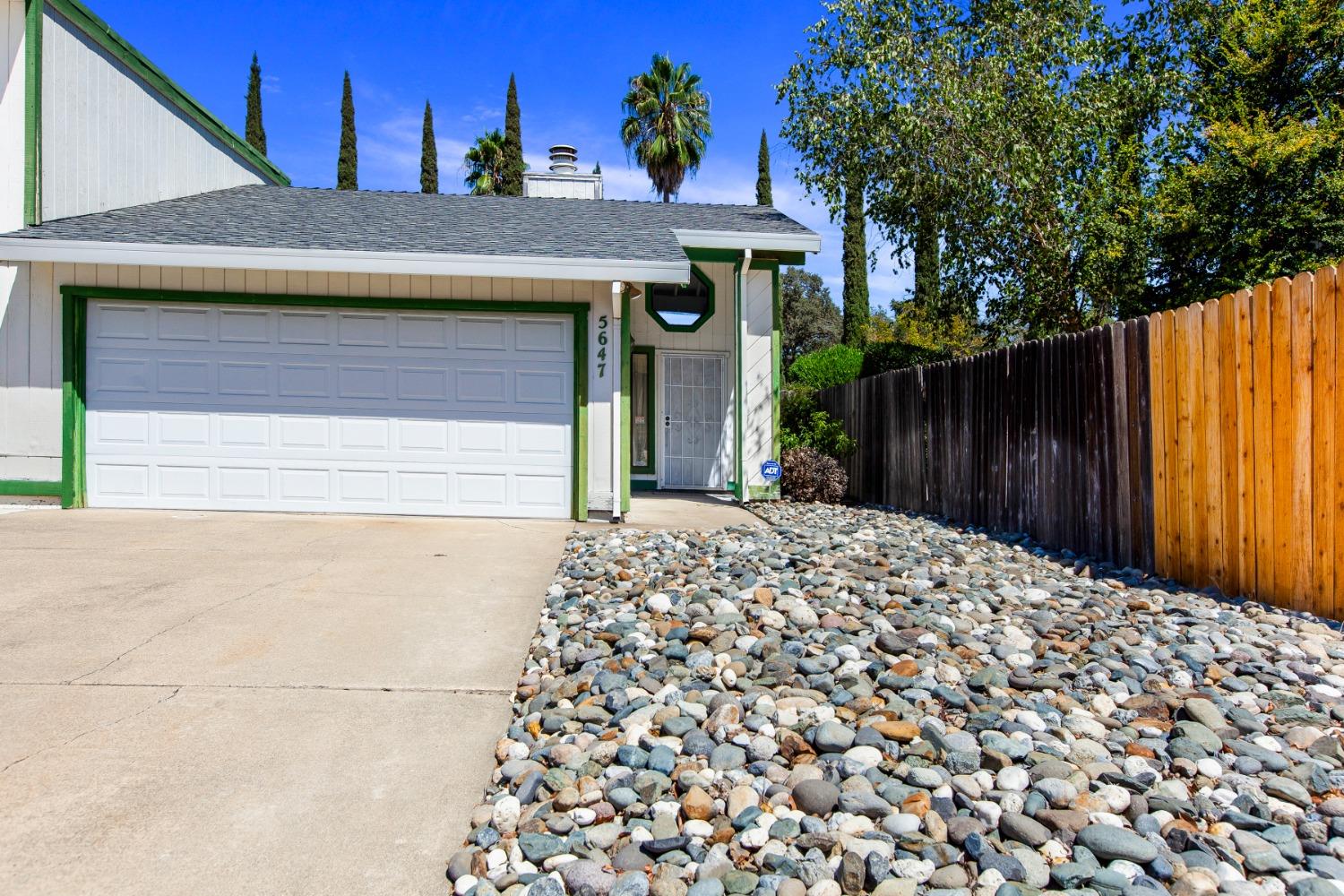 Detail Gallery Image 1 of 1 For 5647 Markos Ct, Sacramento,  CA 95841 - 3 Beds | 2 Baths