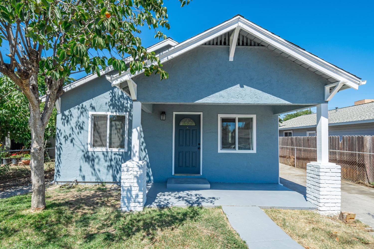 Detail Gallery Image 1 of 1 For 3657 22nd Ave, Sacramento,  CA 95820 - 3 Beds | 2 Baths