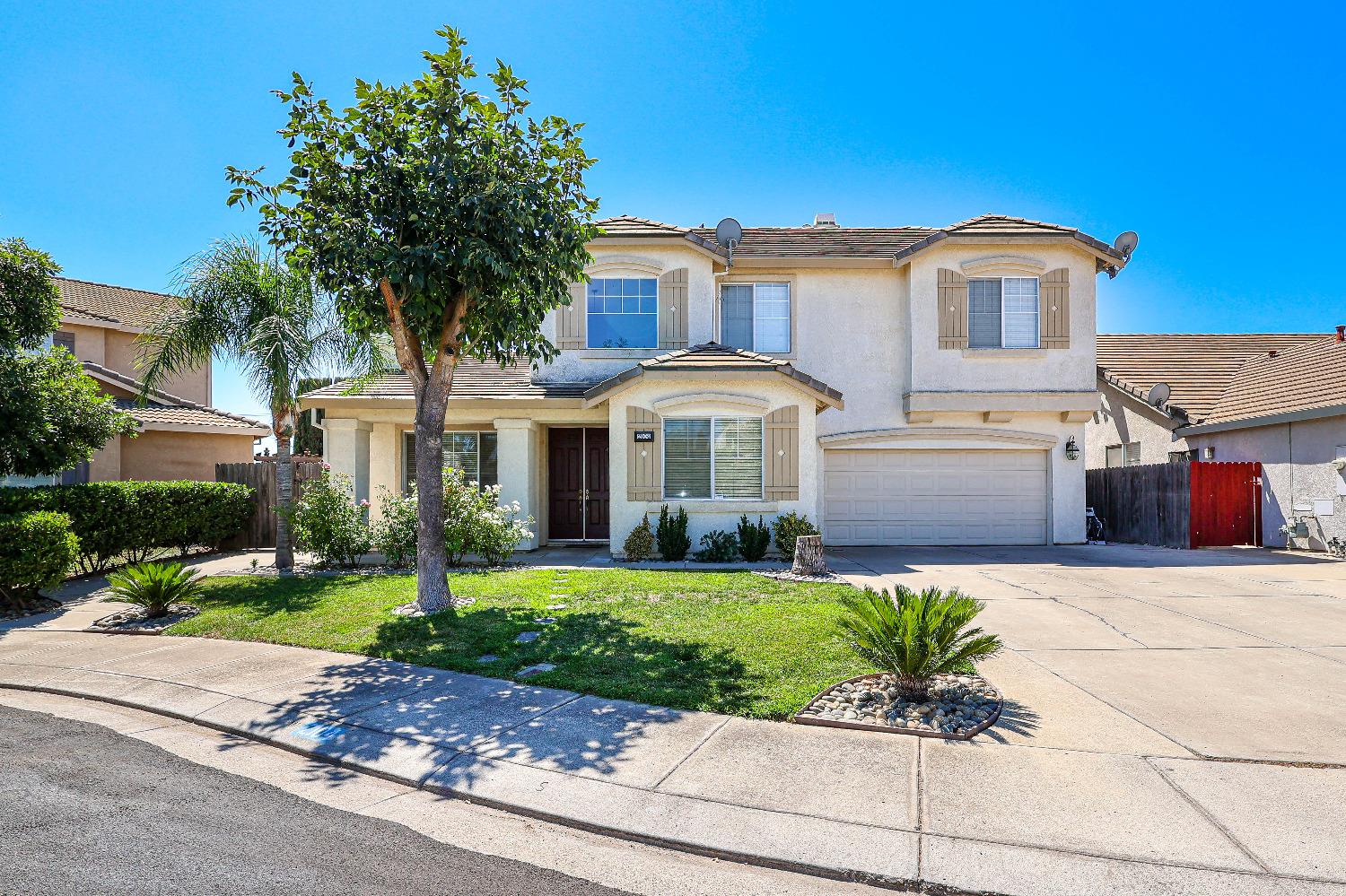 Photo of 2104 Dos Passos Wy in Modesto, CA