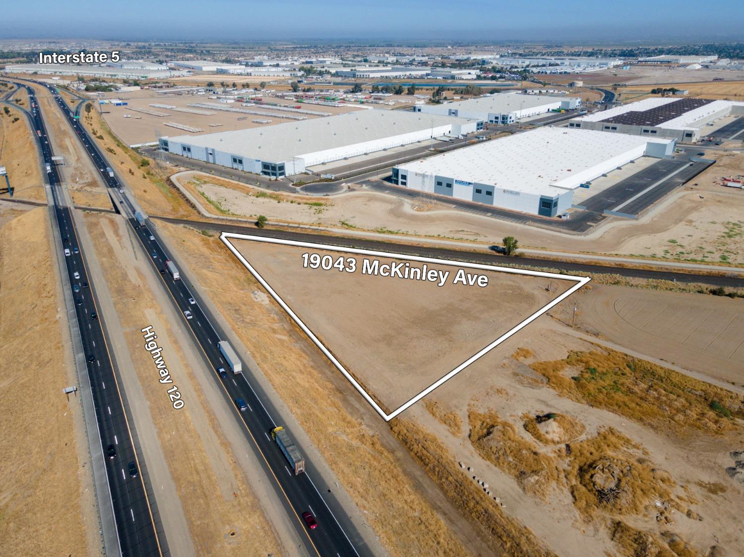 Mckinley Avenue, Manteca, California image 5