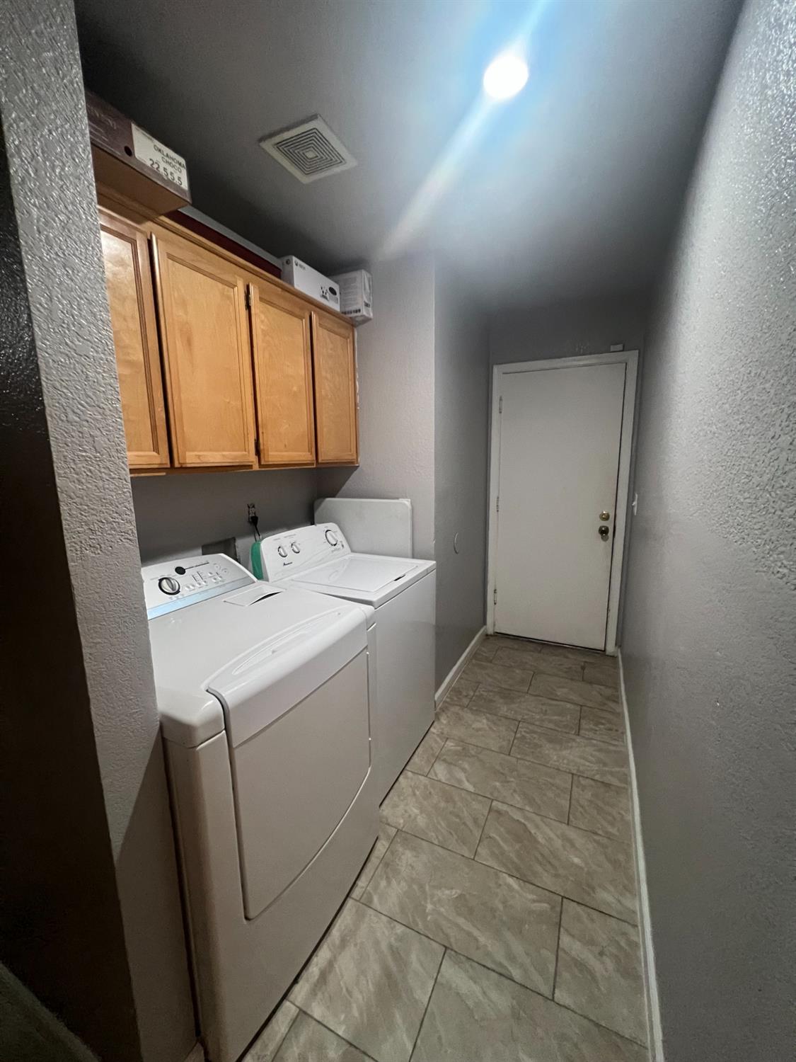 Detail Gallery Image 12 of 25 For 37 San Clemente Dr, Merced,  CA 95341 - 3 Beds | 2 Baths