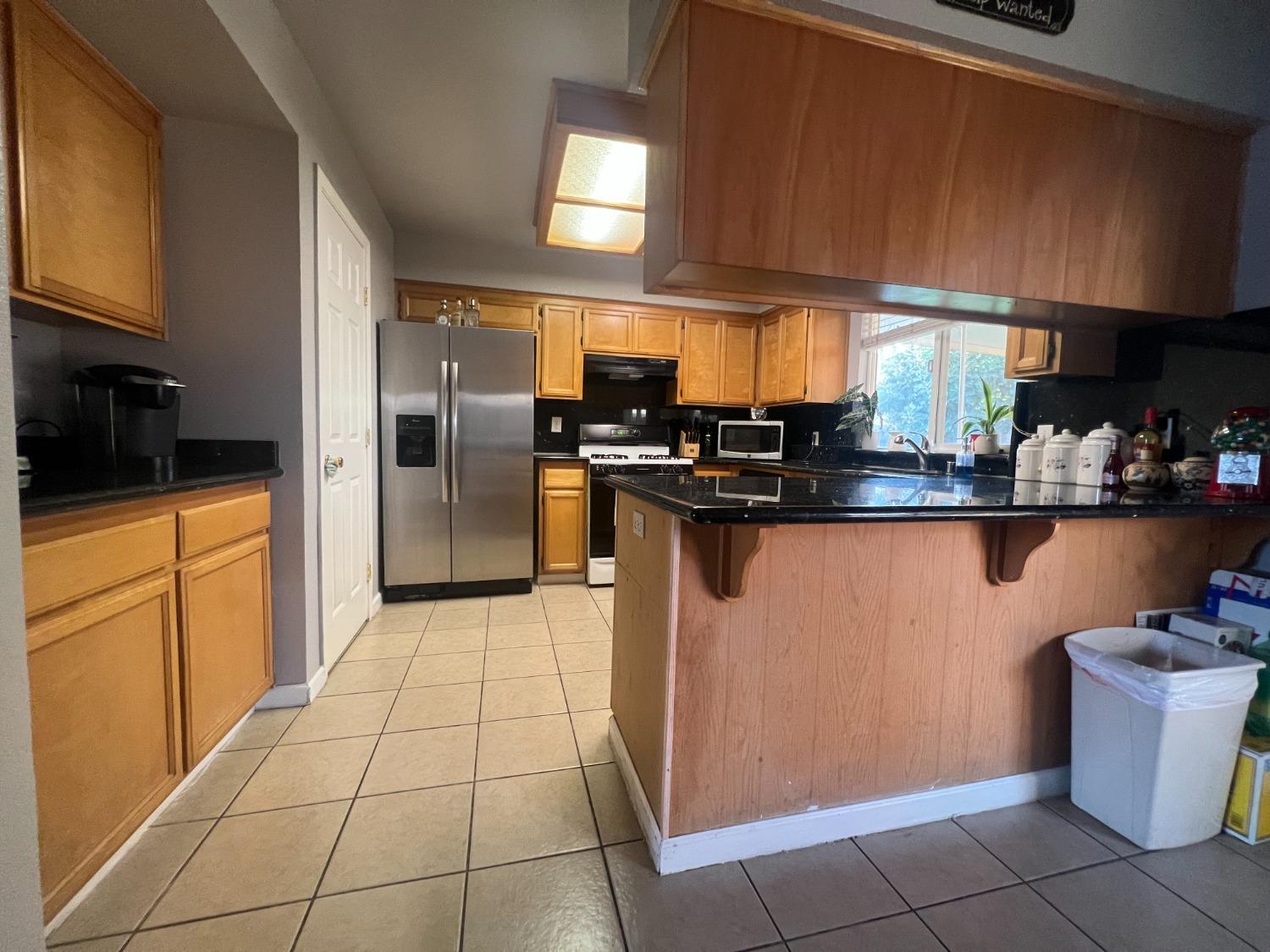 Detail Gallery Image 10 of 25 For 37 San Clemente Dr, Merced,  CA 95341 - 3 Beds | 2 Baths