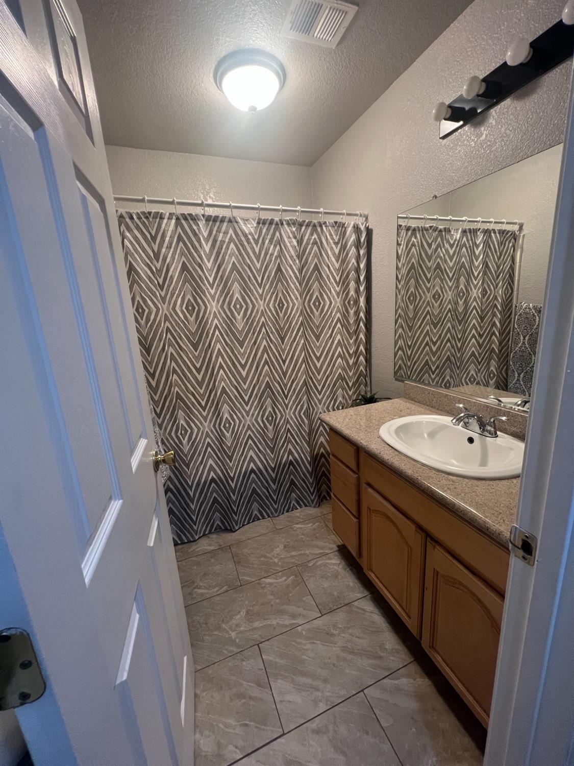 Detail Gallery Image 17 of 25 For 37 San Clemente Dr, Merced,  CA 95341 - 3 Beds | 2 Baths