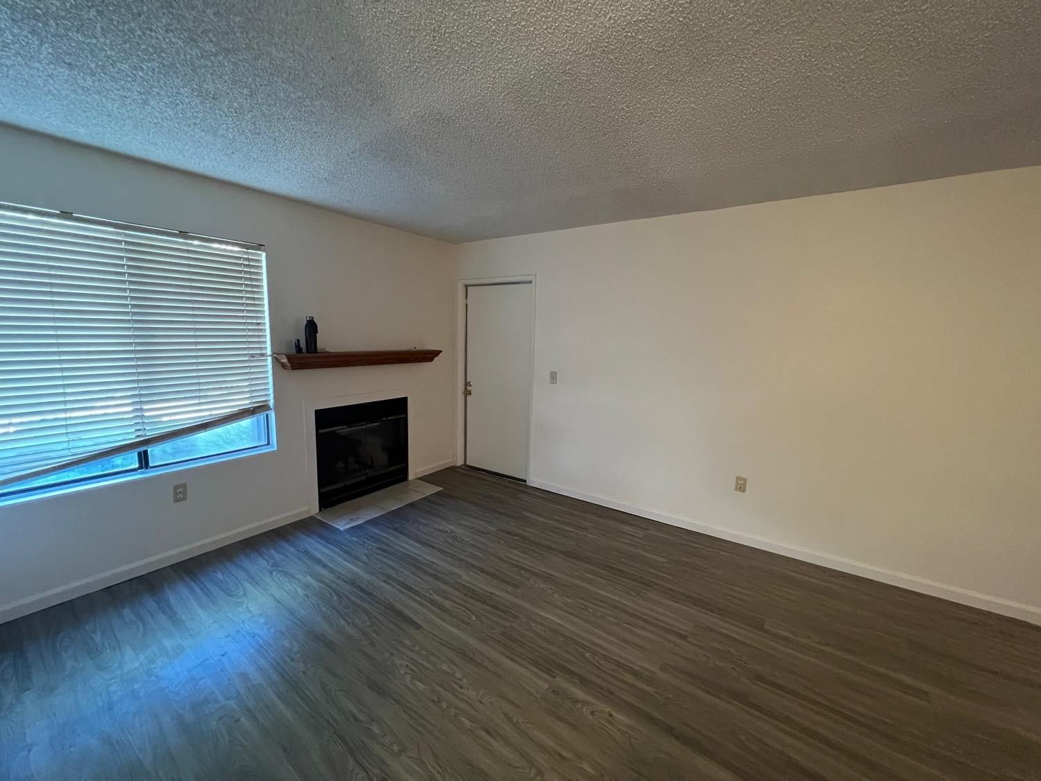 Detail Gallery Image 1 of 1 For 3941 Madison Ave #109,  North Highlands,  CA 95660 - 2 Beds | 2 Baths