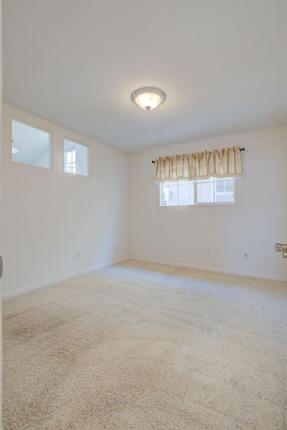 Detail Gallery Image 24 of 57 For 609 Betten St, Los Banos,  CA 93635 - 2 Beds | 2 Baths