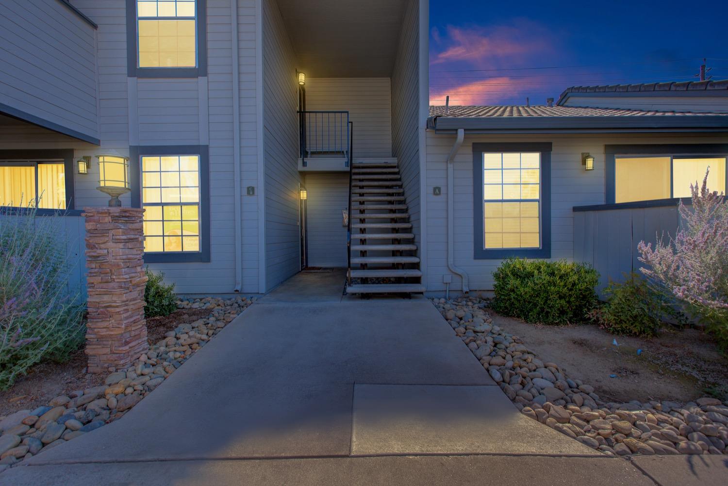 Detail Gallery Image 1 of 1 For 3901 Dale Rd #A,  Modesto,  CA 95356 - 2 Beds | 2 Baths