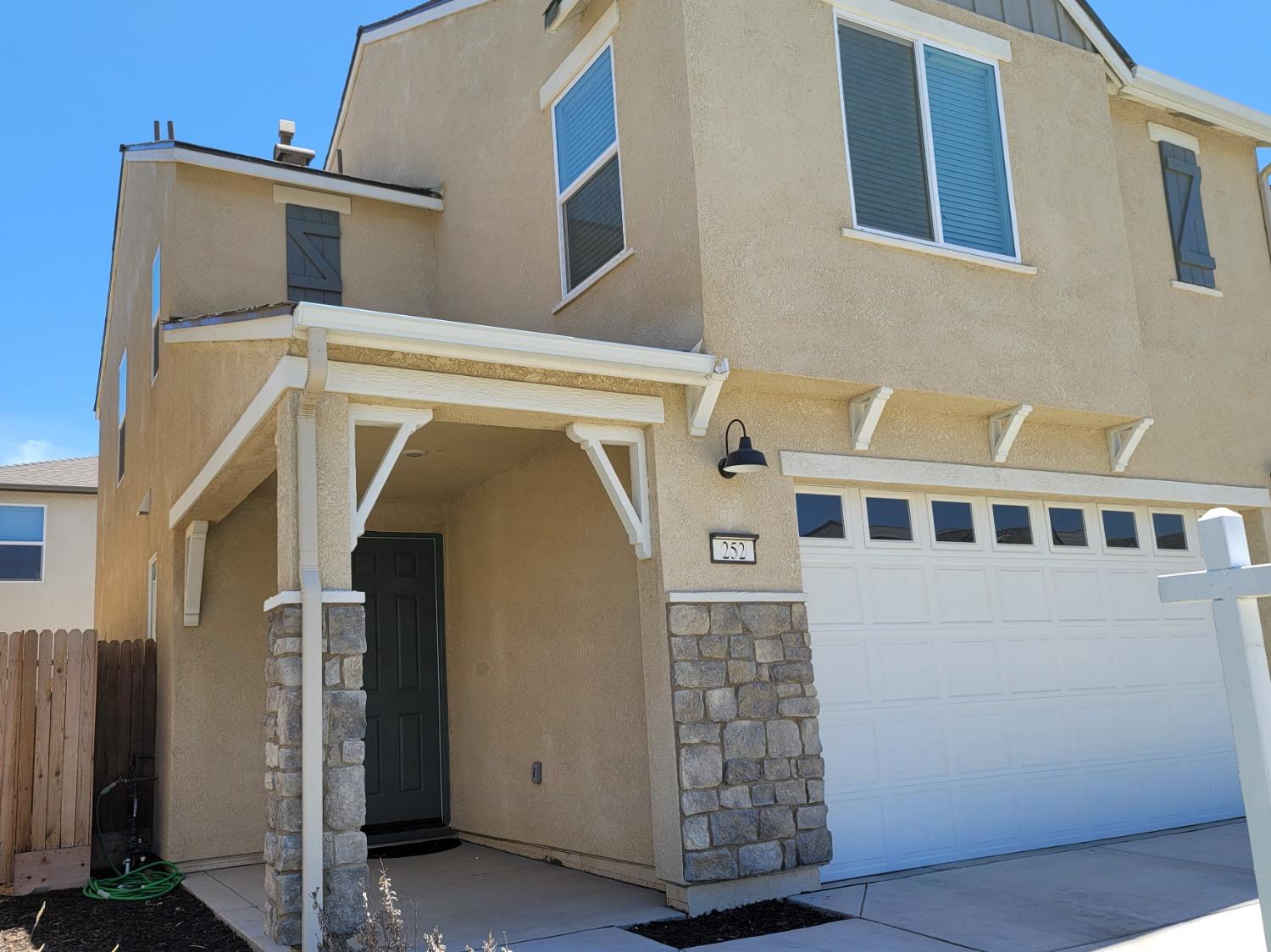 Detail Gallery Image 1 of 1 For 252 Sullivan Dr, Merced,  CA 95348 - 3 Beds | 2/1 Baths