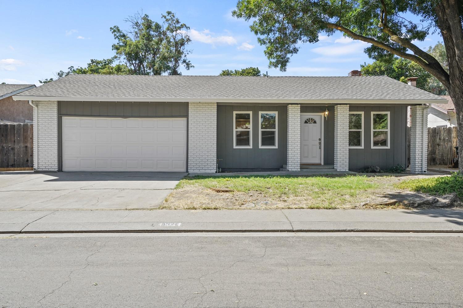 Detail Gallery Image 1 of 42 For 1521 Dulwich Dr, Modesto,  CA 95358 - 3 Beds | 2 Baths
