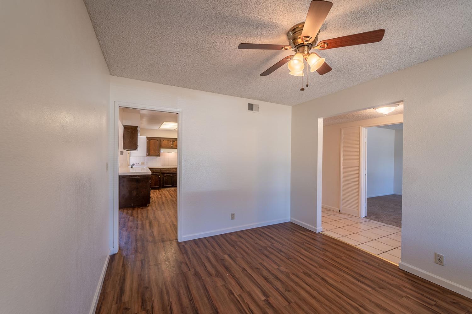 Detail Gallery Image 14 of 36 For 2946 Lakewood Ct, Merced,  CA 95348 - 4 Beds | 2 Baths