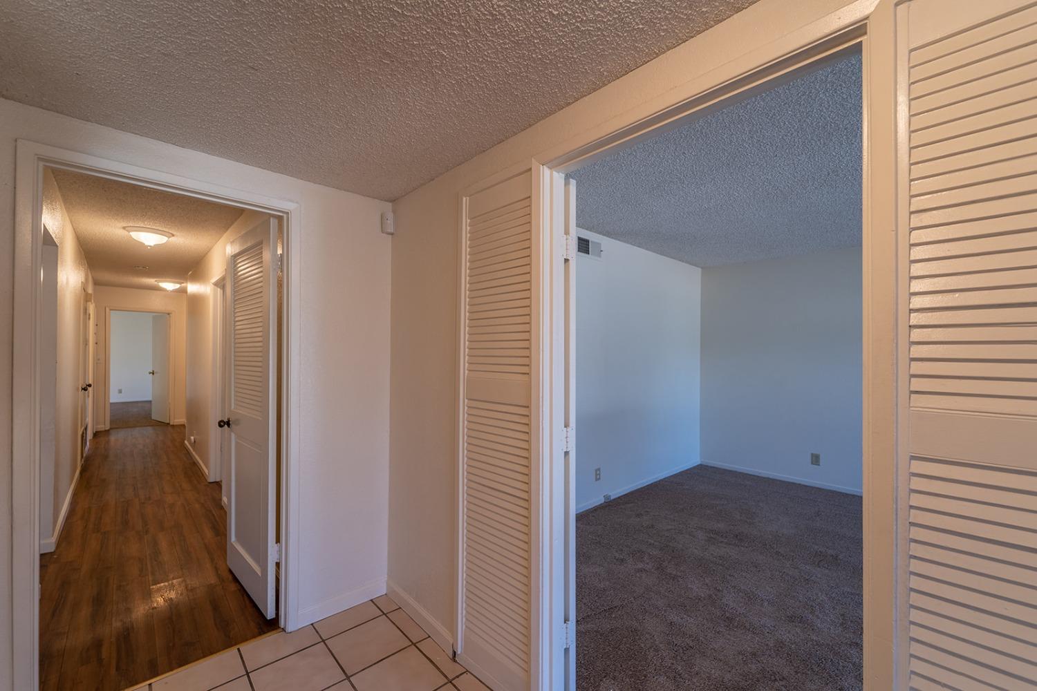 Detail Gallery Image 12 of 36 For 2946 Lakewood Ct, Merced,  CA 95348 - 4 Beds | 2 Baths