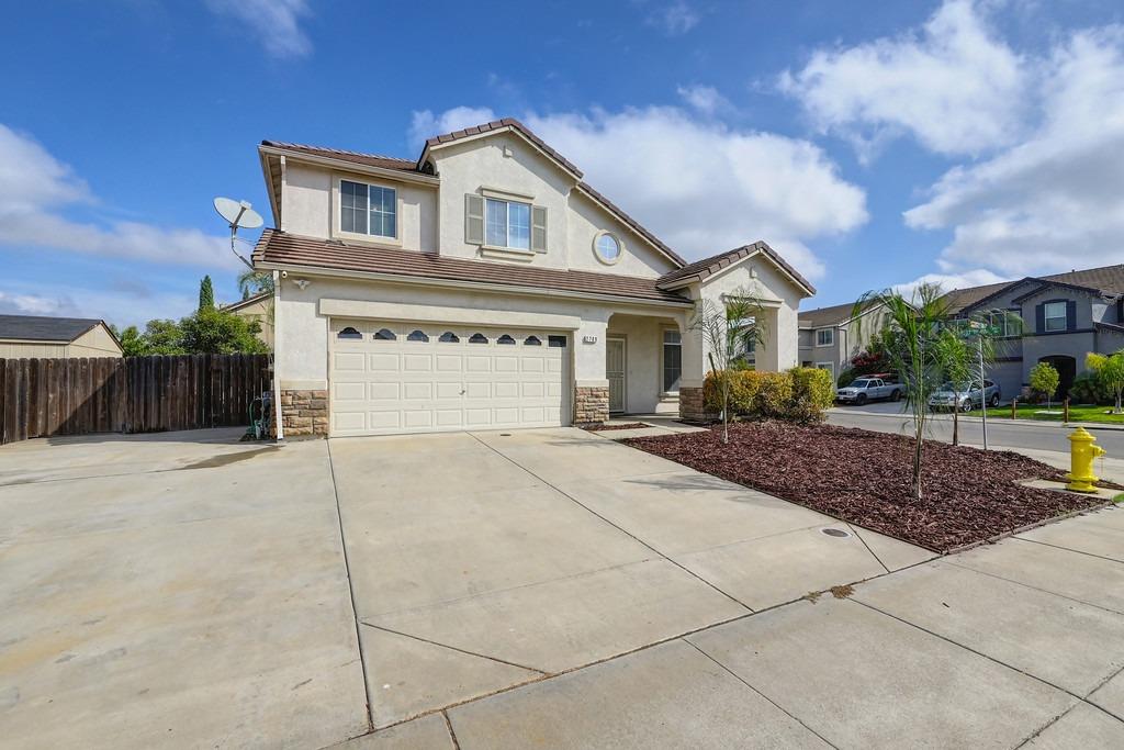 Detail Gallery Image 1 of 1 For 2709 Abruzzi Ct, Stockton,  CA 95206 - 3 Beds | 2/1 Baths