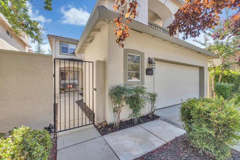 Detail Gallery Image 1 of 1 For 1540 Palatia Dr, Roseville,  CA 95661 - 4 Beds | 2/1 Baths