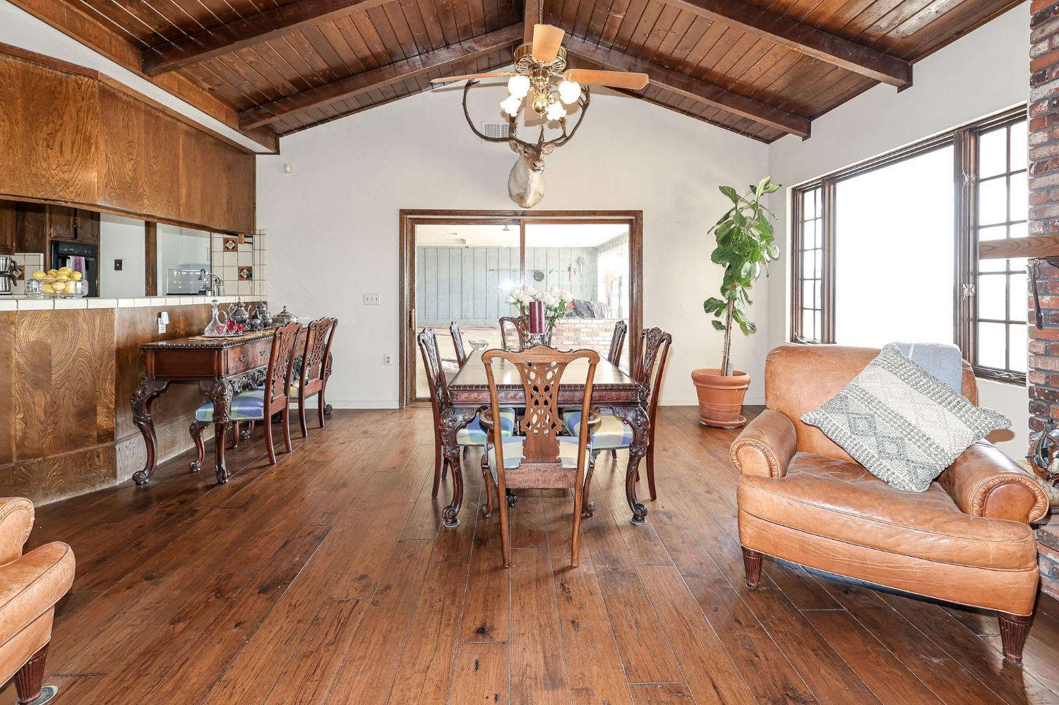 Detail Gallery Image 24 of 49 For 5847 E Yosemite, Merced,  CA 95340 - 3 Beds | 2 Baths