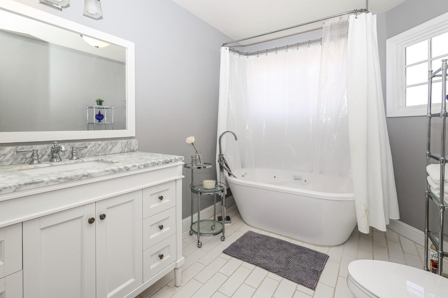 Detail Gallery Image 41 of 49 For 5847 E Yosemite, Merced,  CA 95340 - 3 Beds | 2 Baths