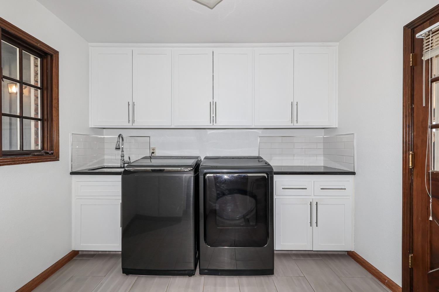 Detail Gallery Image 33 of 49 For 5847 E Yosemite, Merced,  CA 95340 - 3 Beds | 2 Baths