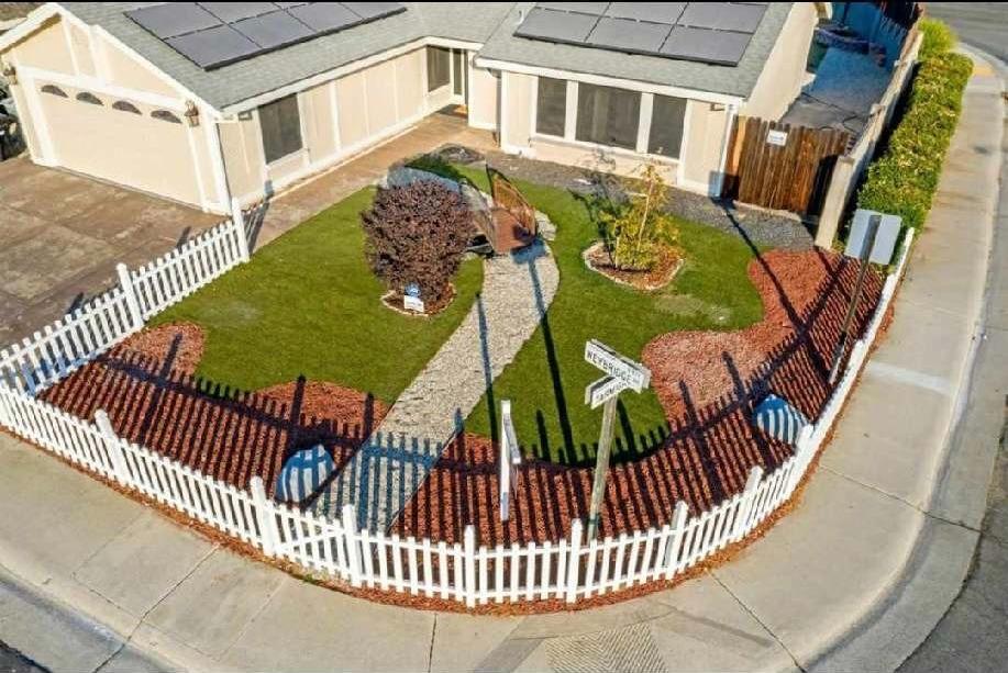 Photo of 3973 Weybridge Wy in Antelope, CA