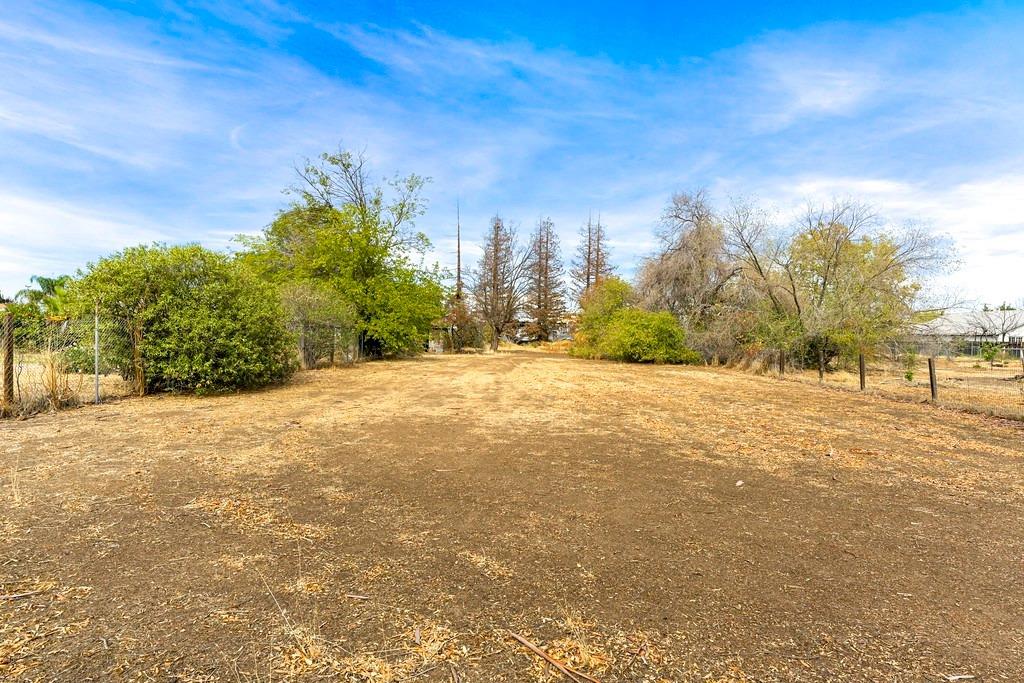 Photo of 1742 Helena Ave in Sacramento, CA