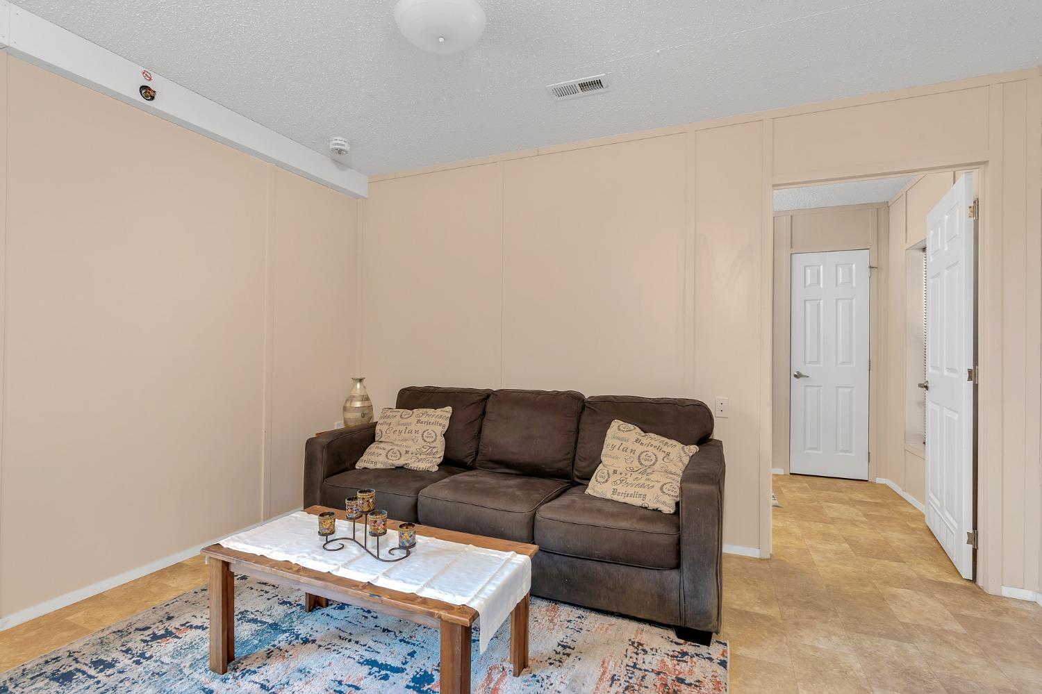 Detail Gallery Image 5 of 16 For 2355 Atwater Blvd 10, Atwater,  CA 95301 - 2 Beds | 1 Baths
