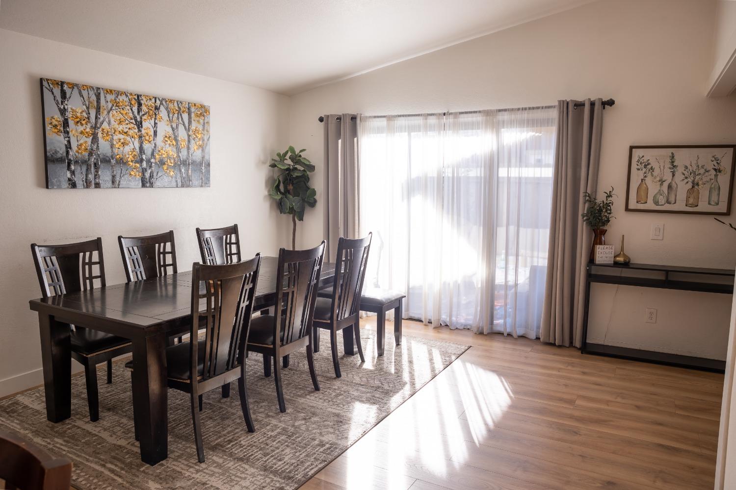 Photo of 9720 Greensboro Cir in Sacramento, CA