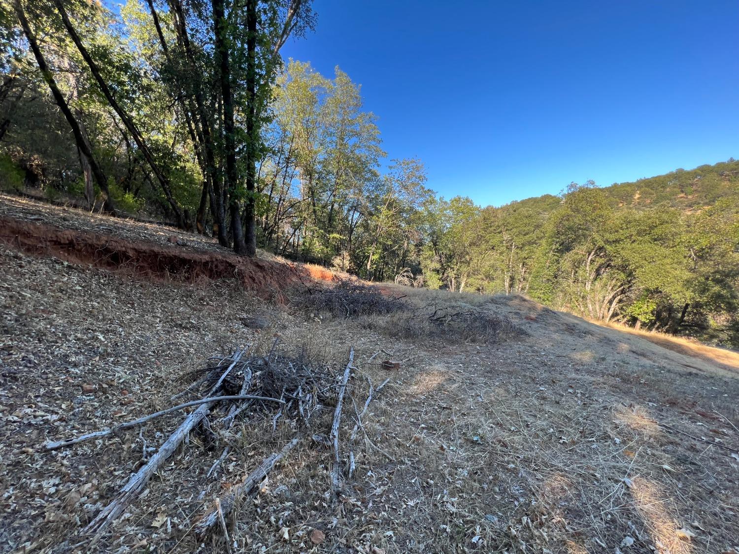 Photo of 16202 Annie Dr in Grass Valley, CA