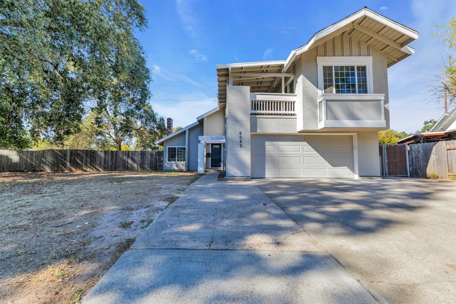 Photo of 8085 Chipwood Wy in Orangevale, CA