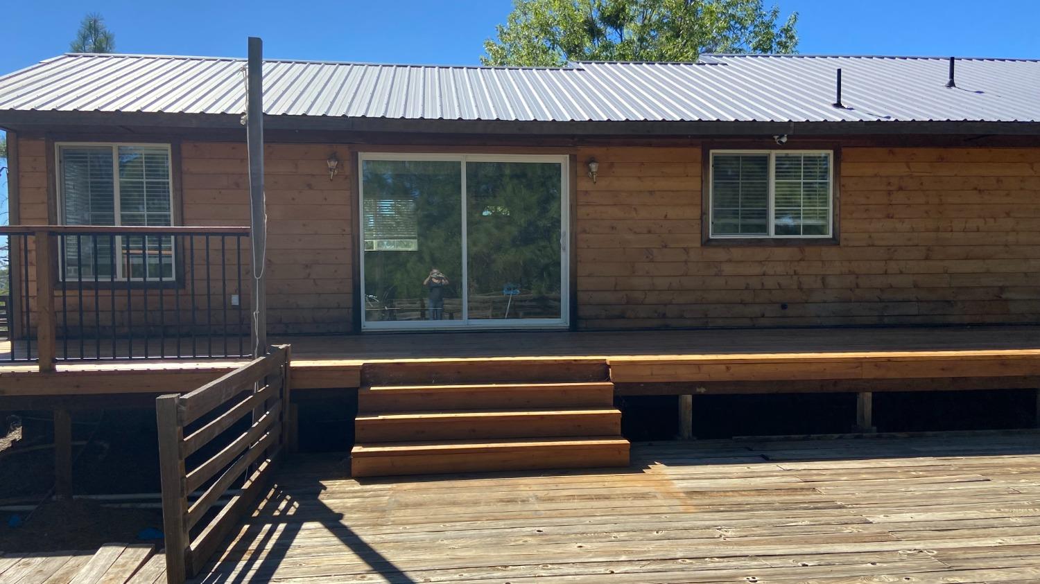 Photo of 417 Blossom Ln in Mokelumne Hill, CA
