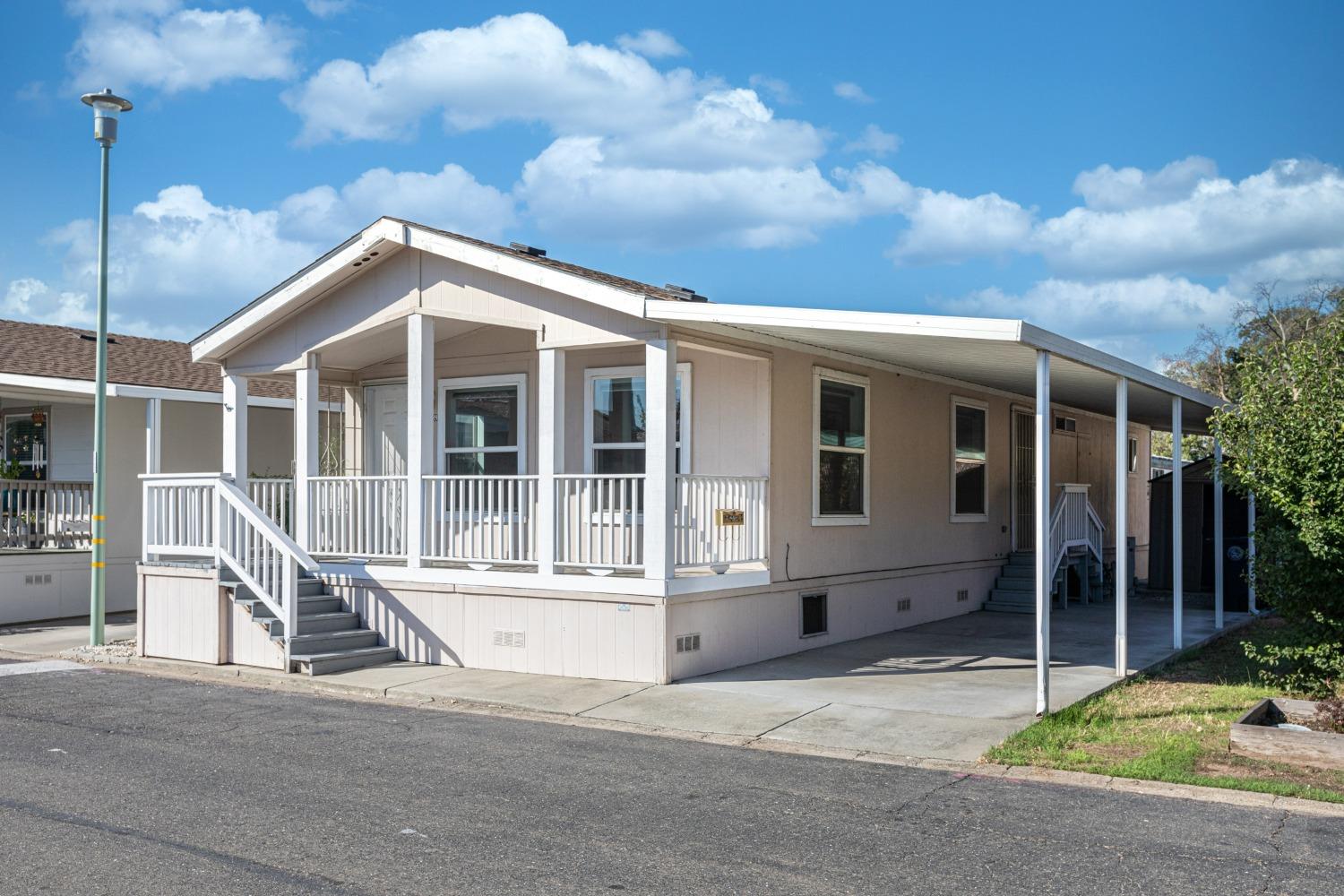Photo of 6239 Gettysburg Ln in Citrus Heights, CA
