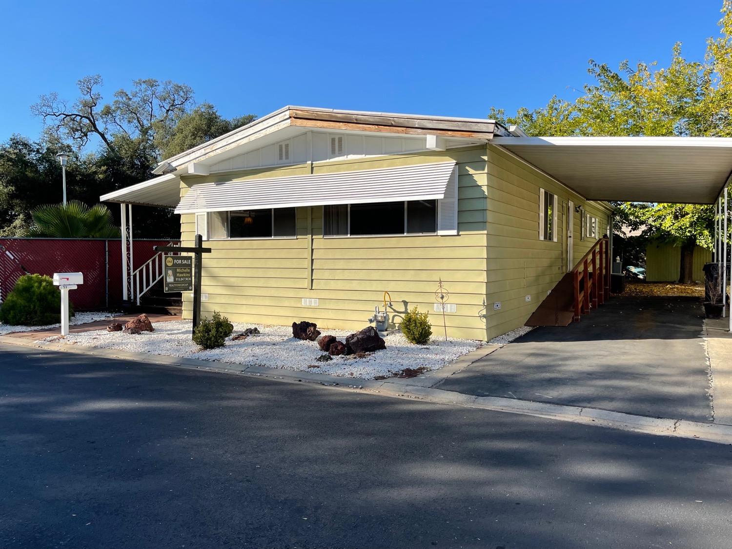 Photo of 8398 Big Oak Dr in Citrus Heights, CA