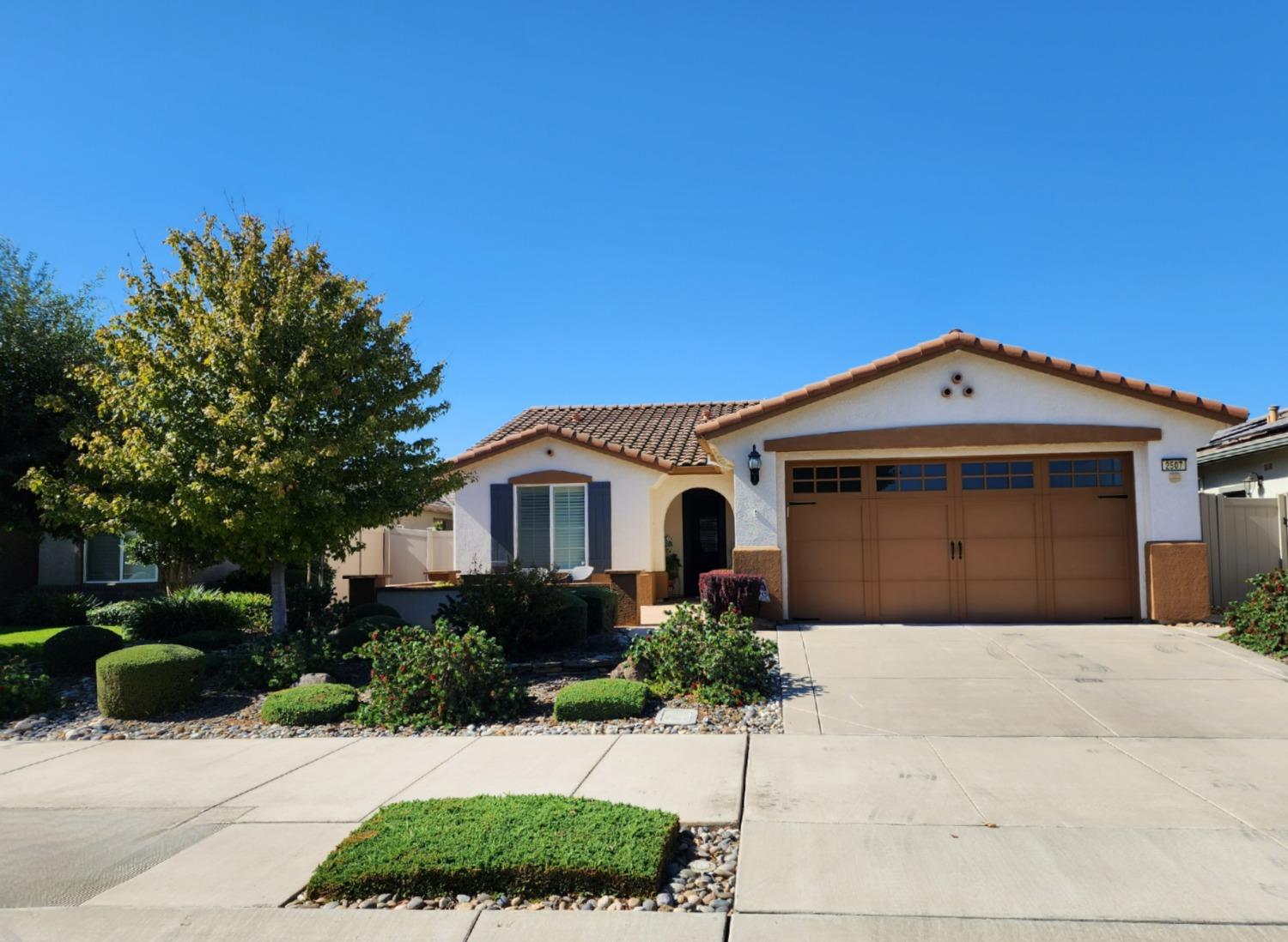 Detail Gallery Image 1 of 1 For 2507 Bellchase Dr, Manteca,  CA 95336 - 2 Beds | 2 Baths