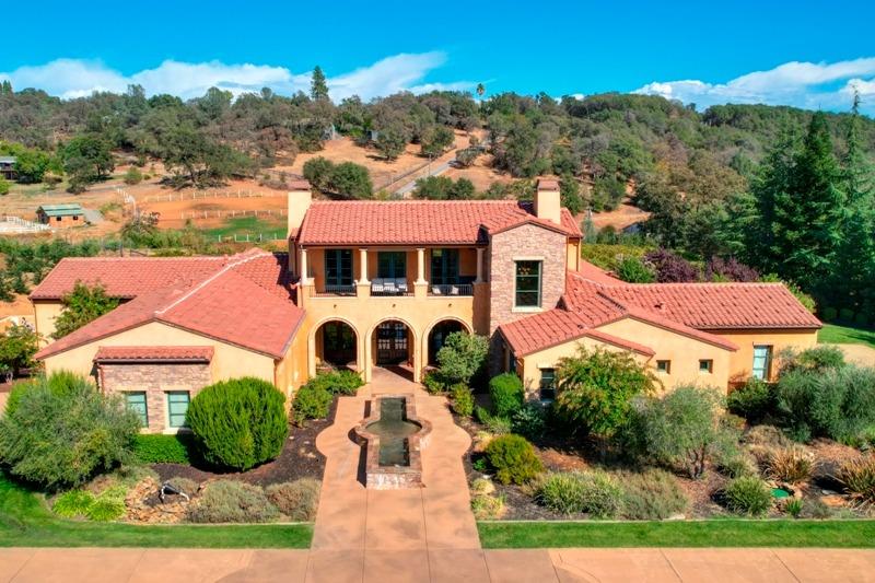 2200  Vineyard Estates Court